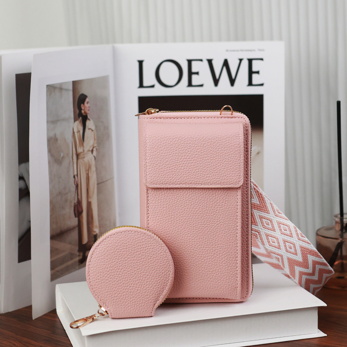 👜 50% sleva🔥 Dámská crossbody taška na mobilní telefon s širokým popruhem ✅Dobírka