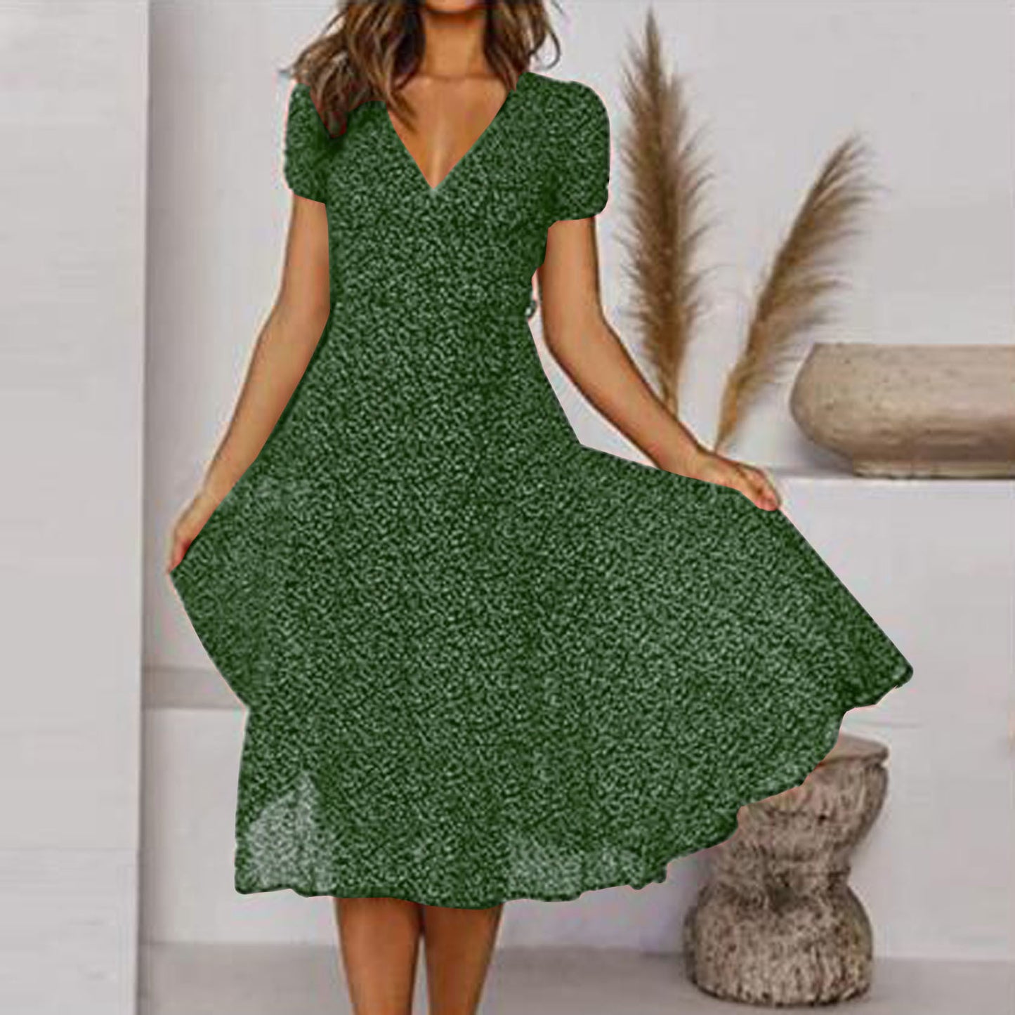 🌈👗 Sleva 50%🔥【40-100kg】Рокля с къс ръкав, V-образно деколте и флорален десен на точки, големи размери ✅️Плащане при доставка