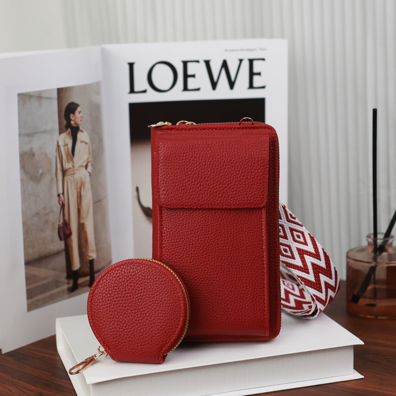 👜 50% sleva🔥 Dámská crossbody taška na mobilní telefon s širokým popruhem ✅Dobírka